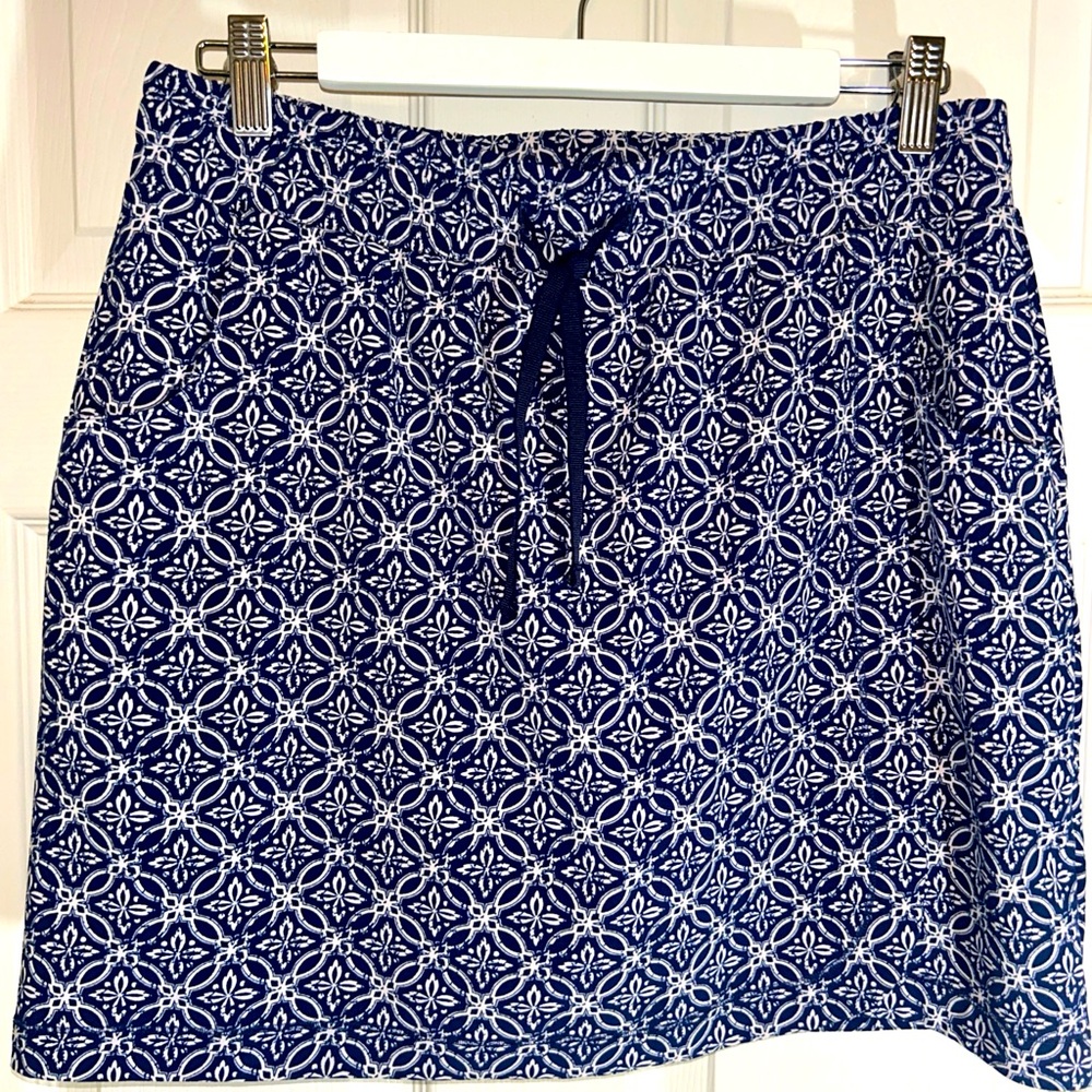 T By Talbots Skort Women PM Blue With White Floral Tennis Pickleball Athleisure